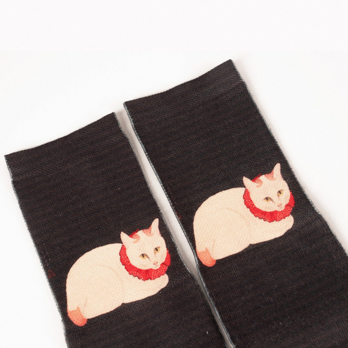 Ukiyo-e Cats Socks 白寝子猫靴下