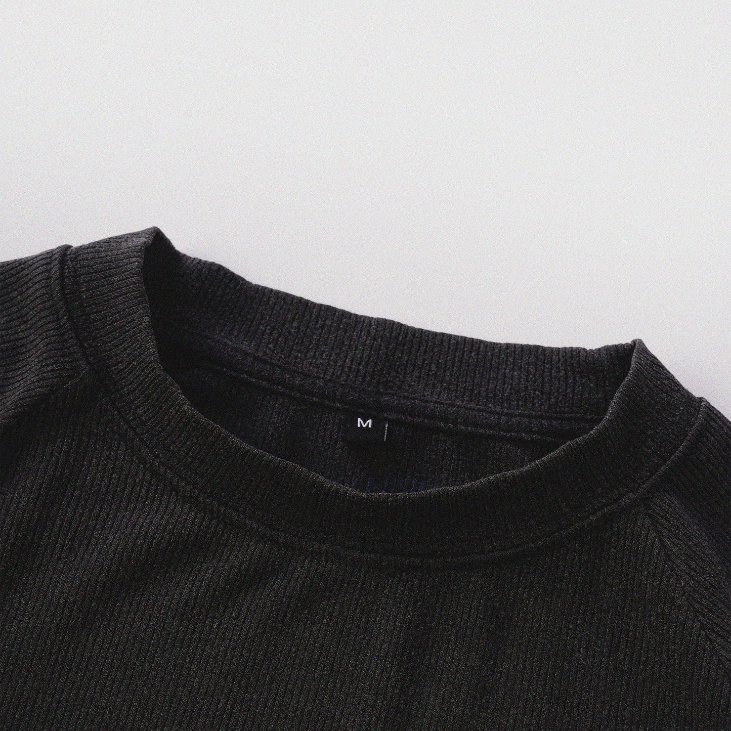 [Shoulder Ver.] Cat‘s Pose Ribbed Raglan T-shirt（Black）