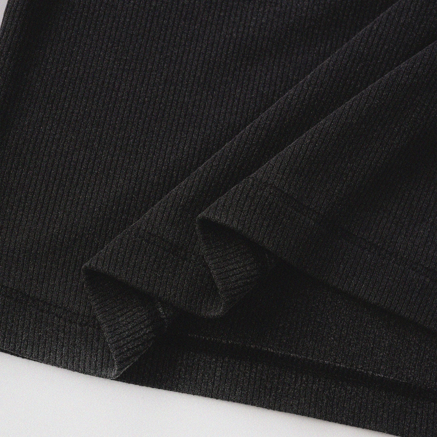 [Shoulder Ver.] Cat‘s Pose Ribbed Raglan T-shirt（Black）