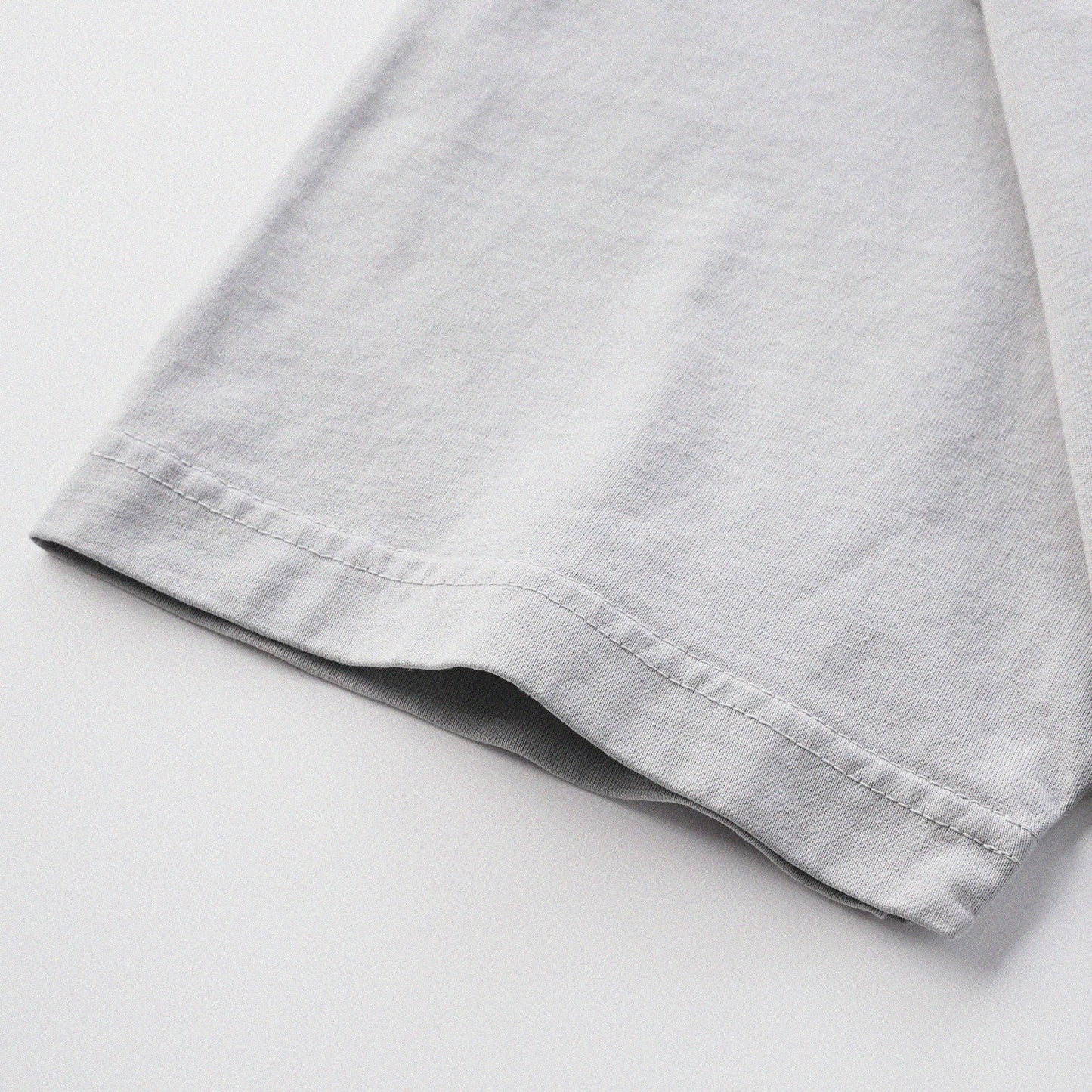 「貓姿二十一」寬鬆箱形 Boxy Tee (淺灰色) - Full House Denim & Workshop